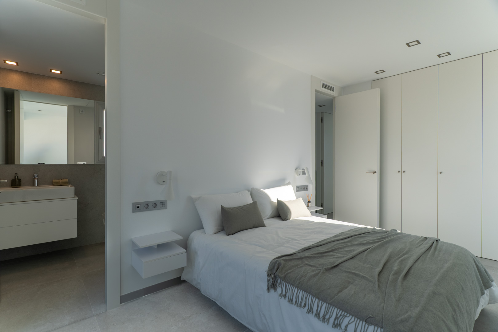 8317FIN Modern villa for sale in Finestrat.