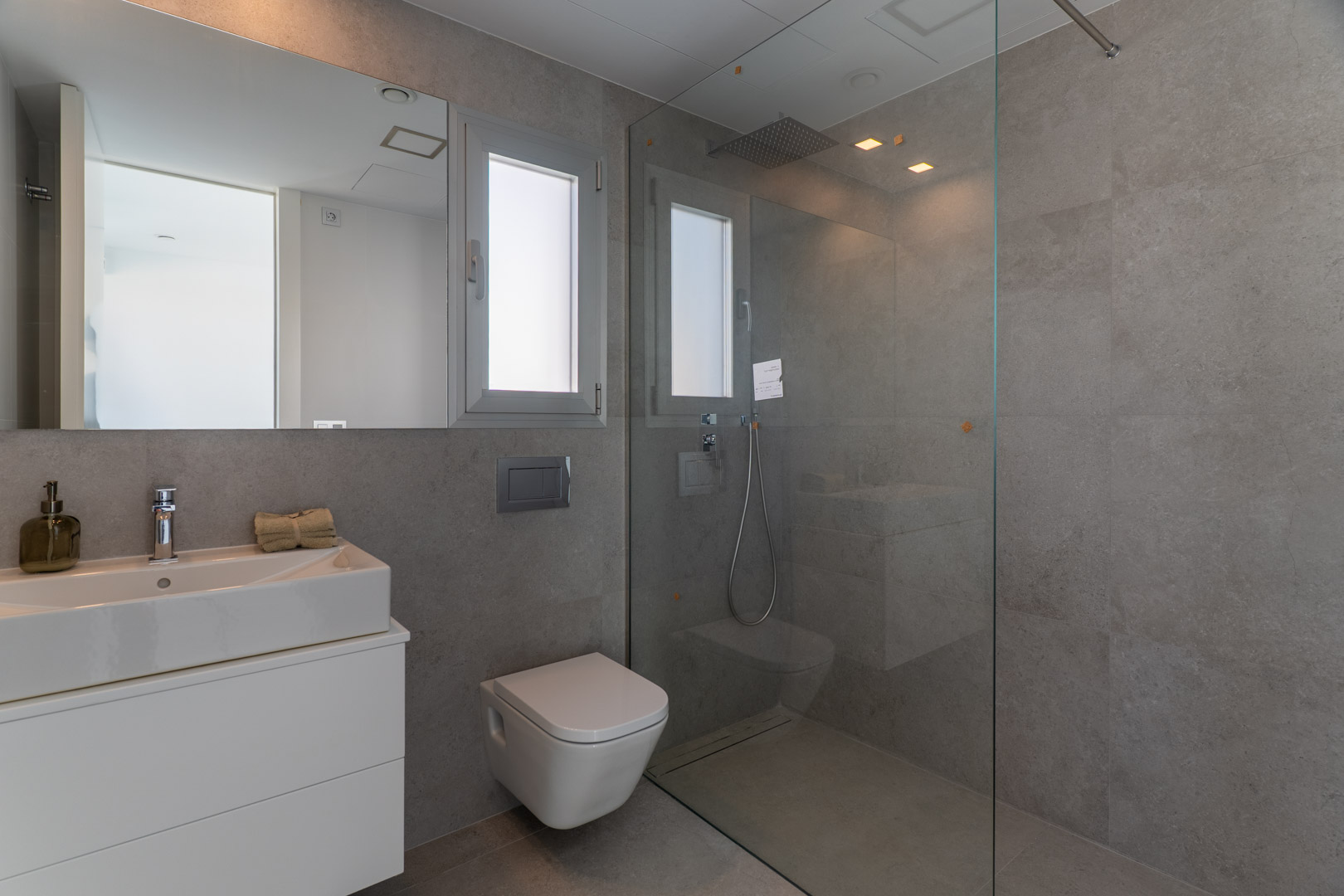 8317FIN Modern villa for sale in Finestrat.