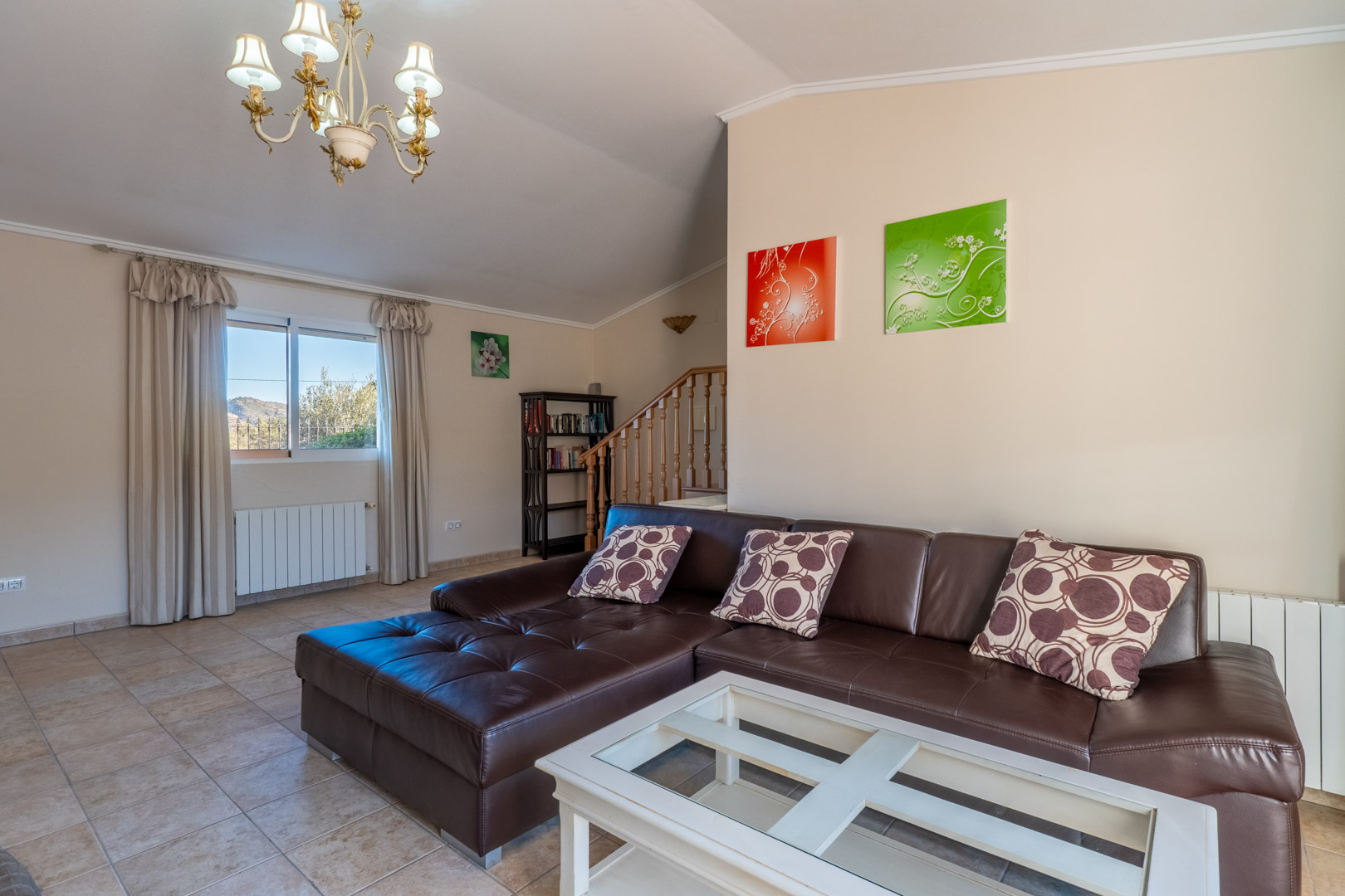 9007JAL Villa de estilo mediterráneo a la venta en Jalón.