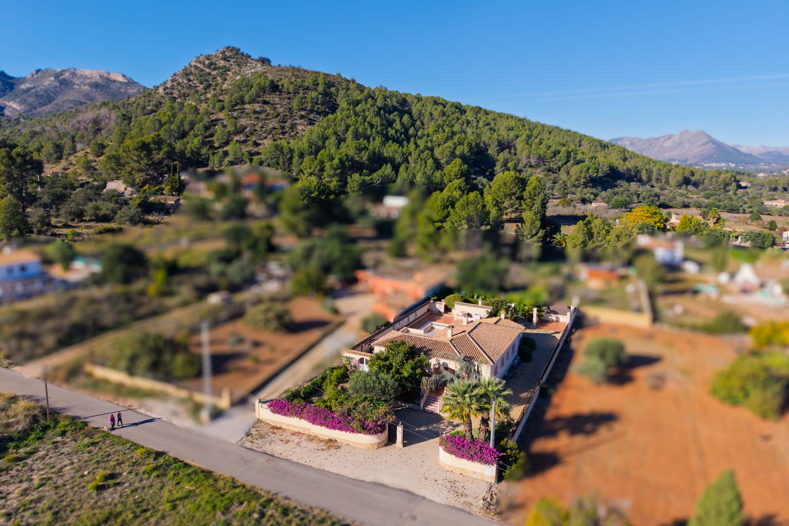 9007JAL Villa de estilo mediterráneo a la venta en Jalón.