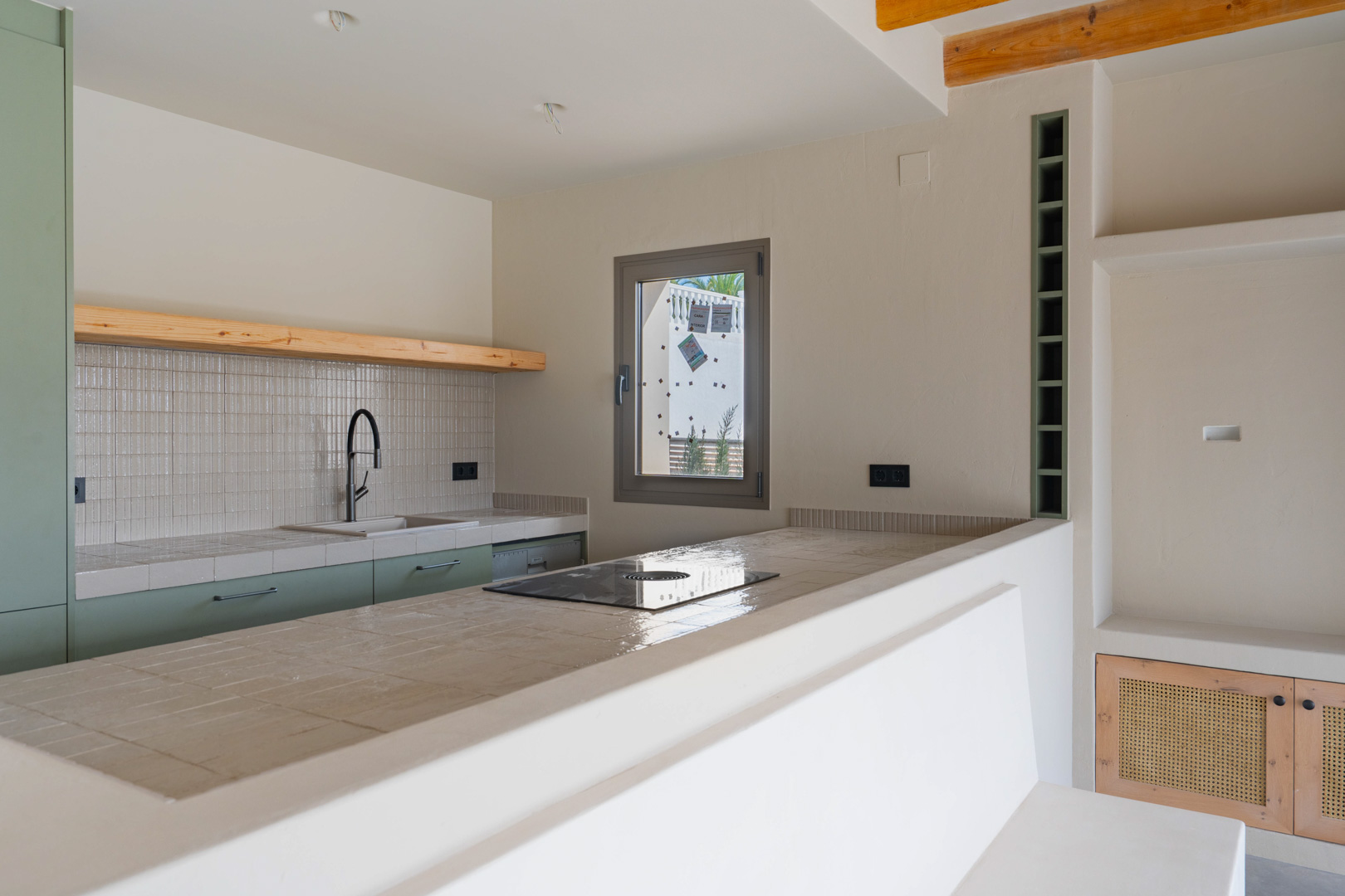 4617BEN - 4617BEN Villa méditerranéenne rénovée avec vue sur la mer à vendre à La Fustera, Benissa