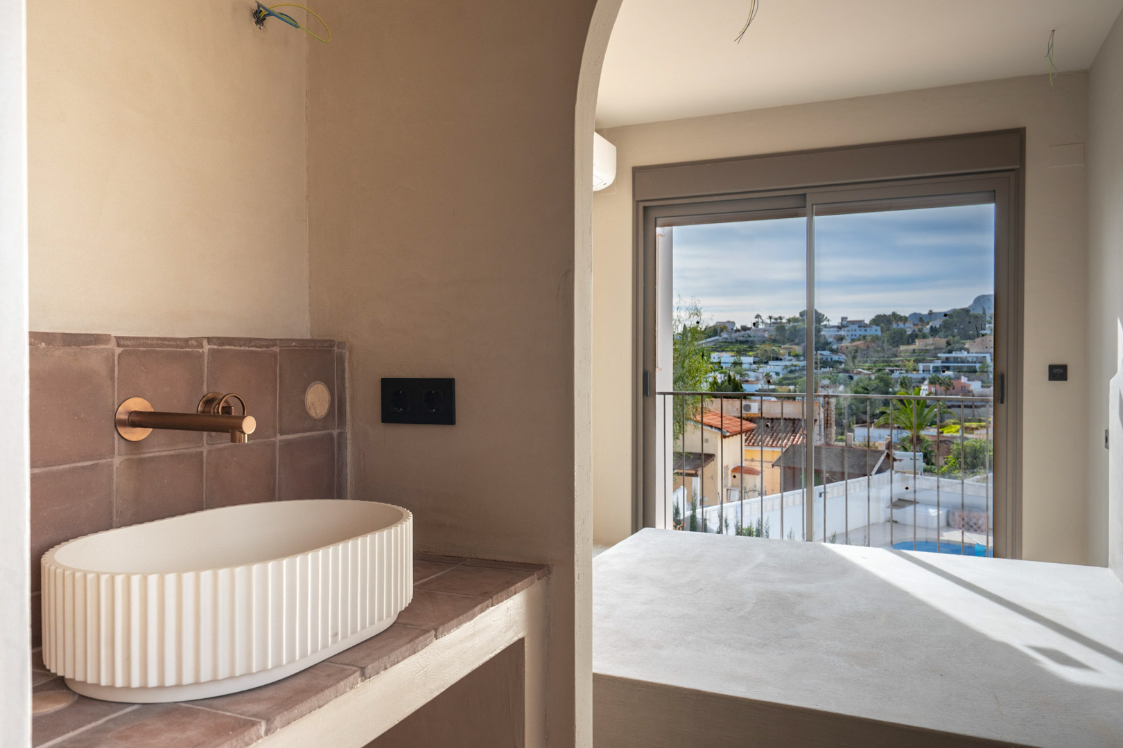 4617BEN - 4617BEN Villa méditerranéenne rénovée avec vue sur la mer à vendre à La Fustera, Benissa