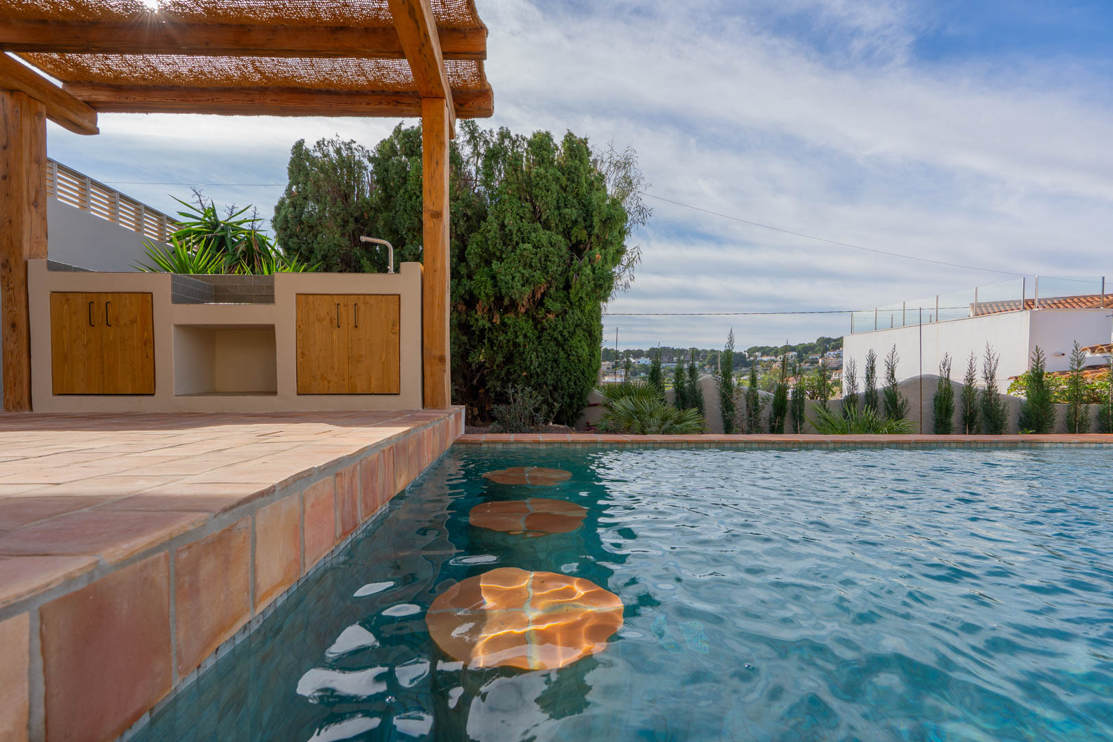 4617BEN - 4617BEN Villa méditerranéenne rénovée avec vue sur la mer à vendre à La Fustera, Benissa