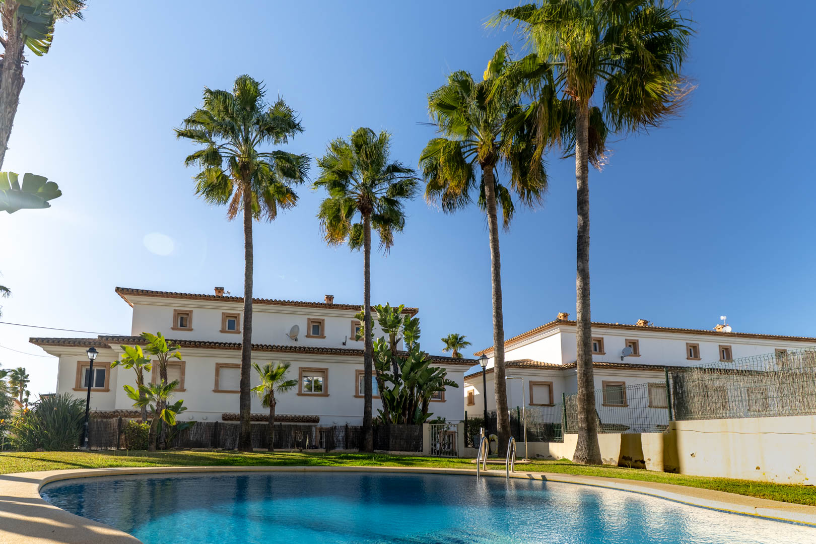 C4XY4604JAV Maison mitoyenne triplex à 100 m de la mer, Jávea