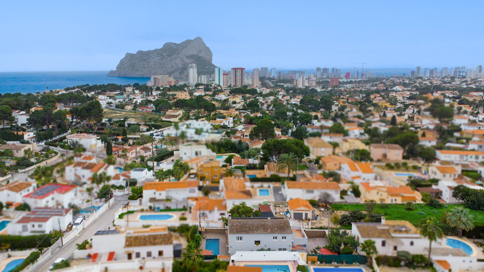 C3XY4620CAL - C3XY4620CAL Villa in Calpe zu verkaufen, nur wenige Gehminuten vom Strand entfernt.