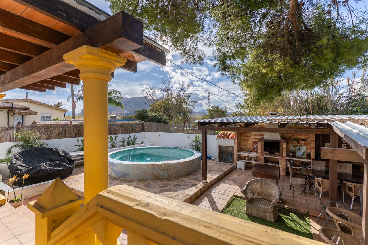 C4XY8326DEN - C4XY8326DEN Villa mit Meerblick und in Strandnähe in Denia zu verkaufen.