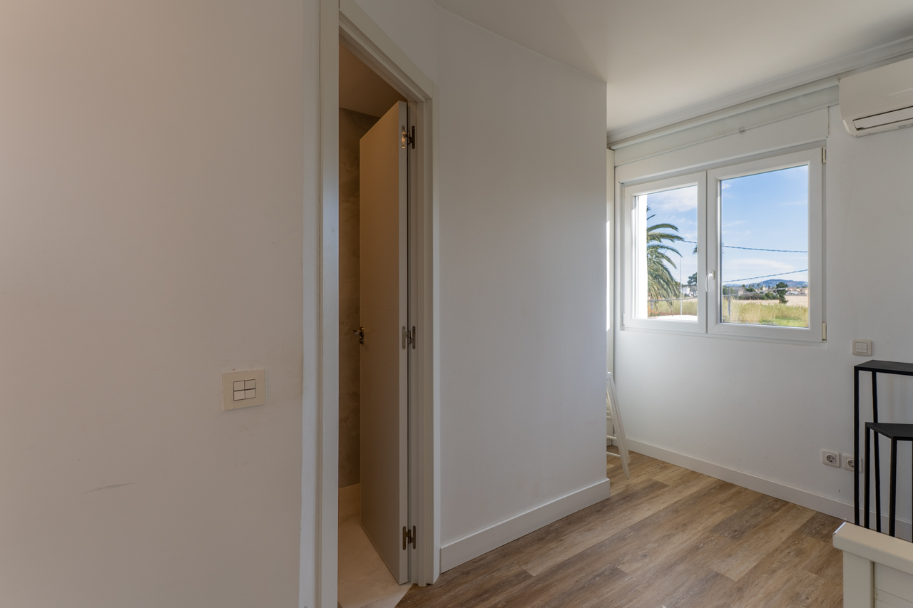 C4XY8326DEN - C4XY8326DEN Villa mit Meerblick und in Strandnähe in Denia zu verkaufen.