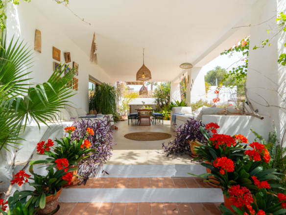 OFFC3XY4639JAV Villa with guesthouse for sale on the Montgó, Jávea