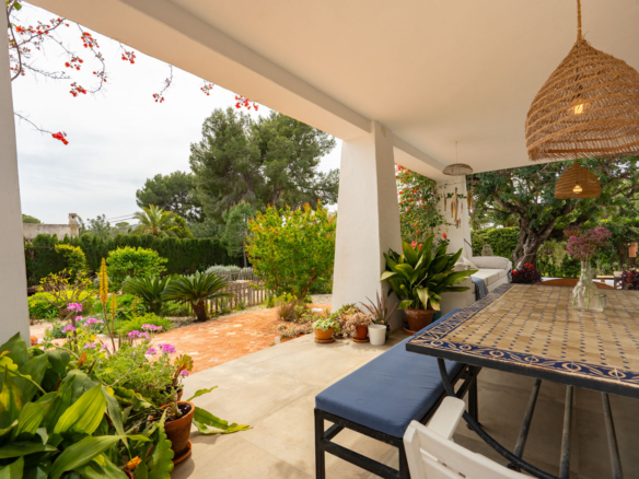 OFFC3XY4639JAV Villa with guesthouse for sale on the Montgó, Jávea
