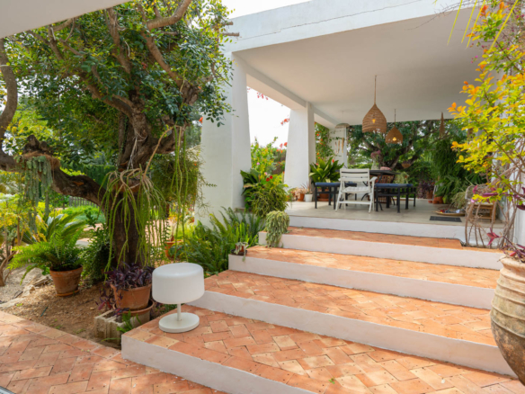 OFFC3XY4639JAV Villa with guesthouse for sale on the Montgó, Jávea