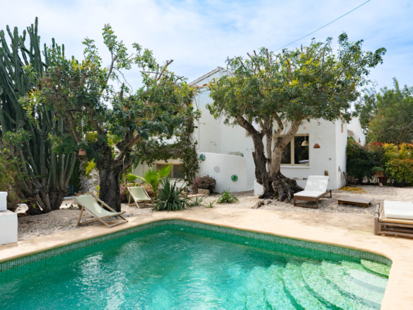 OFFC3XY4639JAV Villa with guesthouse for sale on the Montgó, Jávea