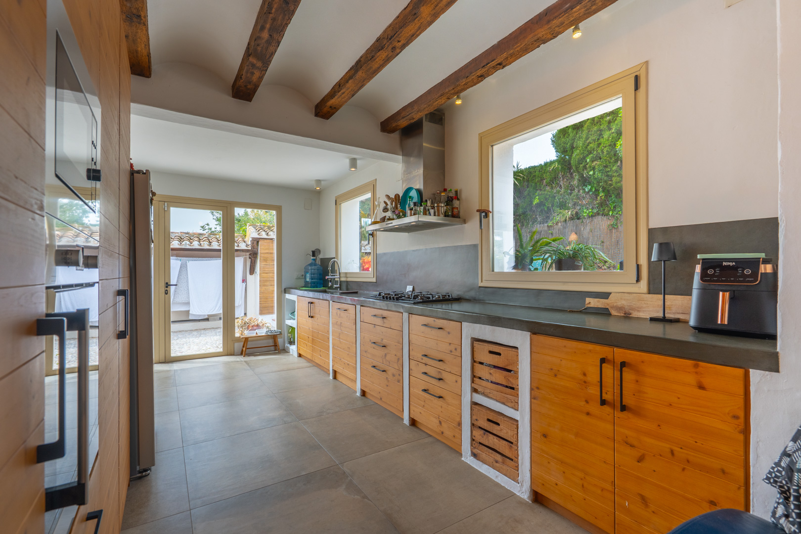 OFFC3XY4639JAV Villa with guesthouse for sale on the Montgó, Jávea