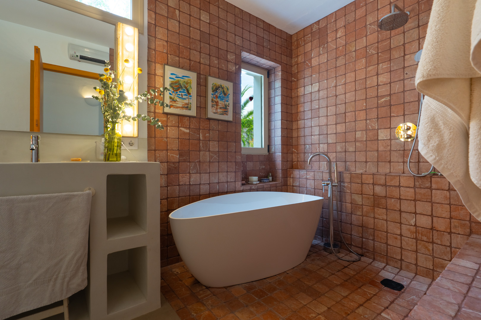 OFFC3XY4639JAV Villa with guesthouse for sale on the Montgó, Jávea