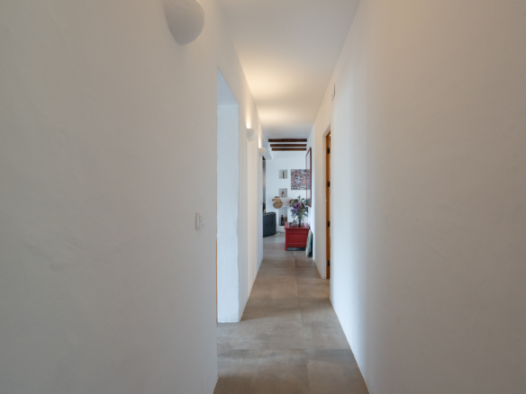 OFFC3XY4639JAV Villa with guesthouse for sale on the Montgó, Jávea