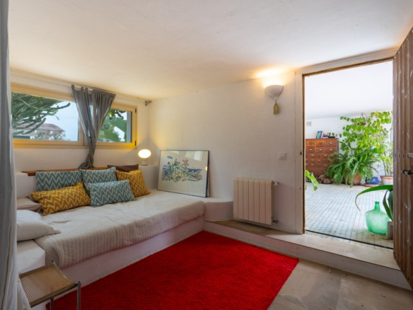 OFFC3XY4639JAV Villa with guesthouse for sale on the Montgó, Jávea