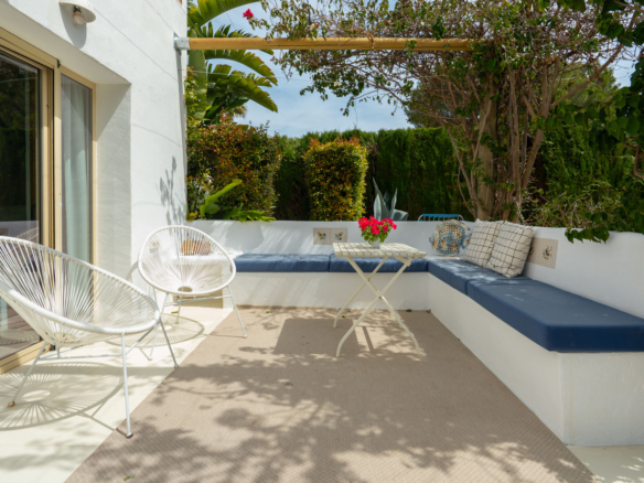 OFFC3XY4639JAV Villa with guesthouse for sale on the Montgó, Jávea