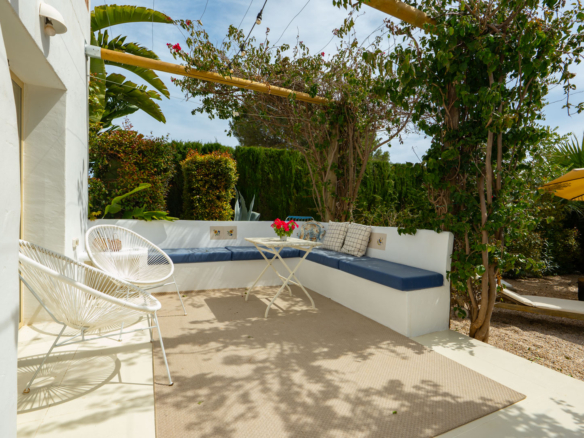 OFFC3XY4639JAV Villa with guesthouse for sale on the Montgó, Jávea