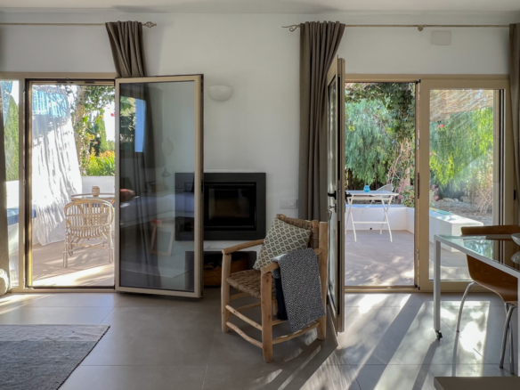 OFFC3XY4639JAV Villa with guesthouse for sale on the Montgó, Jávea