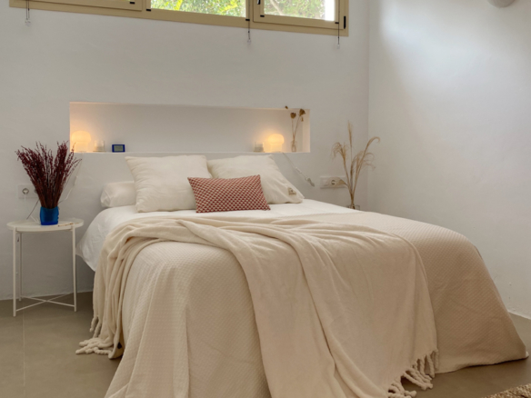 OFFC3XY4639JAV Villa with guesthouse for sale on the Montgó, Jávea