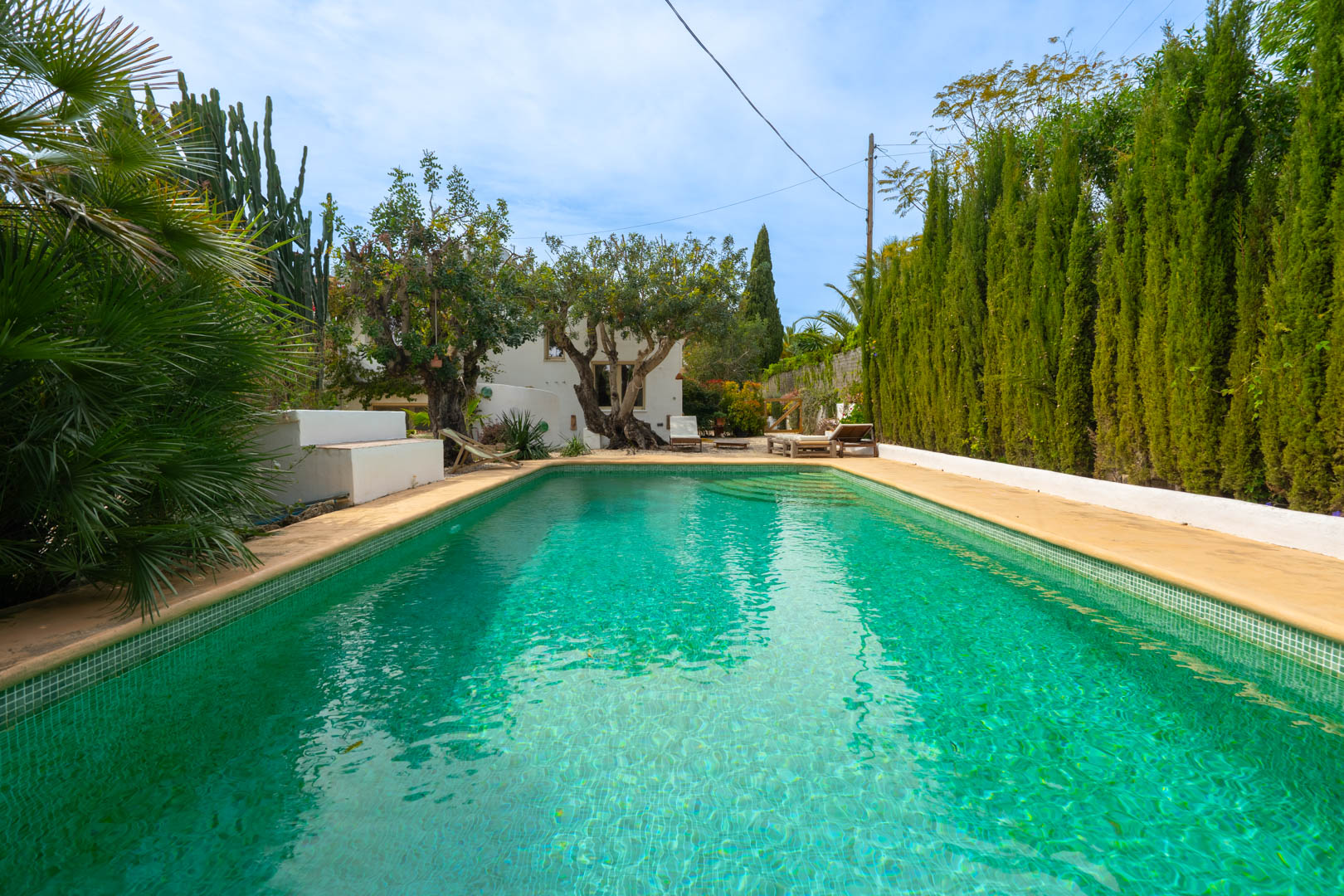OFFC3XY4639JAV Villa with guesthouse for sale on the Montgó, Jávea