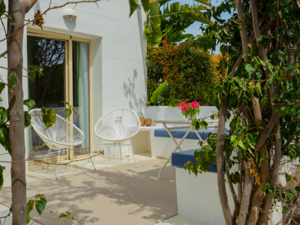 OFFC3XY4639JAV Villa with guesthouse for sale on the Montgó, Jávea