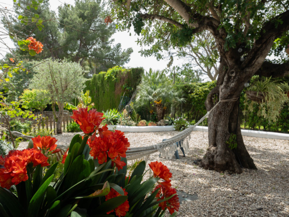OFFC3XY4639JAV Villa with guesthouse for sale on the Montgó, Jávea
