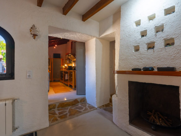 C3XY4641JAV Rustic villa with separate apartment for sale in Jávea