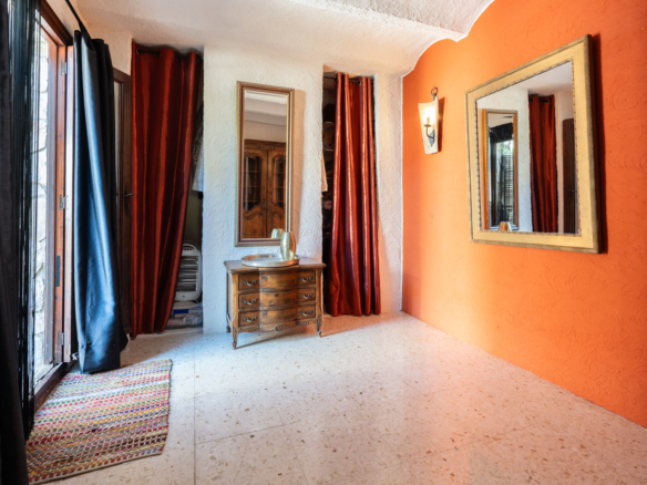 C3XY4641JAV Rustic villa with separate apartment for sale in Jávea