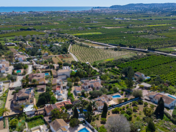 C3XY4641JAV Rustic villa with separate apartment for sale in Jávea