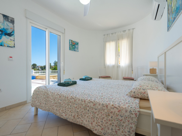 4643JAV Villa for Sale in Costa Nova, Jávea