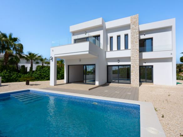 4644BEN New-build villa with sea view on a flat plot of 1715 m2 for sale in La Fustera, Benissa