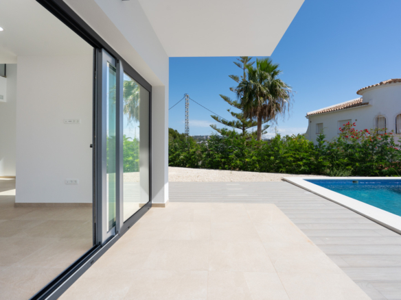 4644BEN New-build villa with sea view on a flat plot of 1715 m2 for sale in La Fustera, Benissa