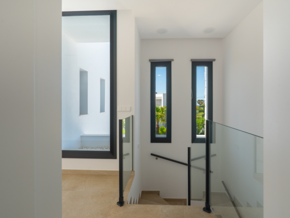 4644BEN New-build villa with sea view on a flat plot of 1715 m2 for sale in La Fustera, Benissa