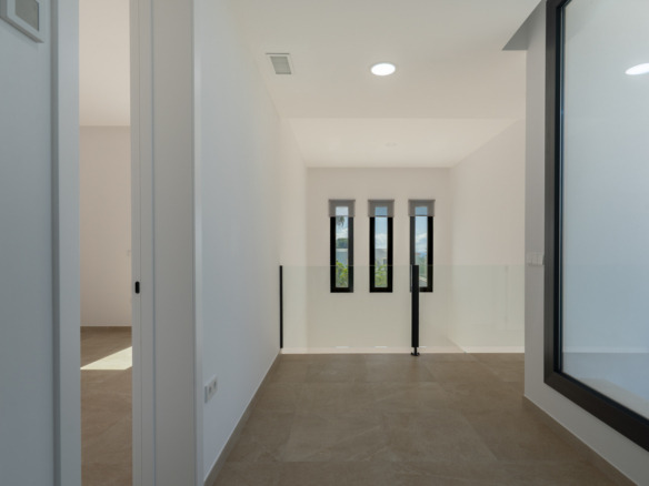 4644BEN New-build villa with sea view on a flat plot of 1715 m2 for sale in La Fustera, Benissa