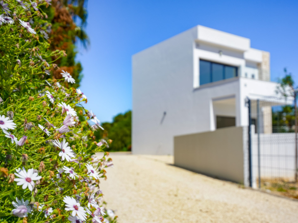 4644BEN New-build villa with sea view on a flat plot of 1715 m2 for sale in La Fustera, Benissa
