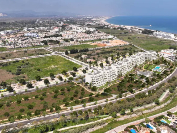 OFFC3XY7115VER Contemporary Apartment in a High-End Residential Community near the Sea in El Verger