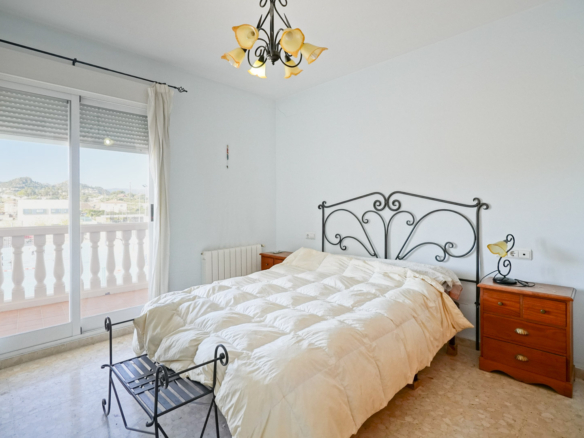 9008XAR Three-story semi-detached house for sale in La Xara.