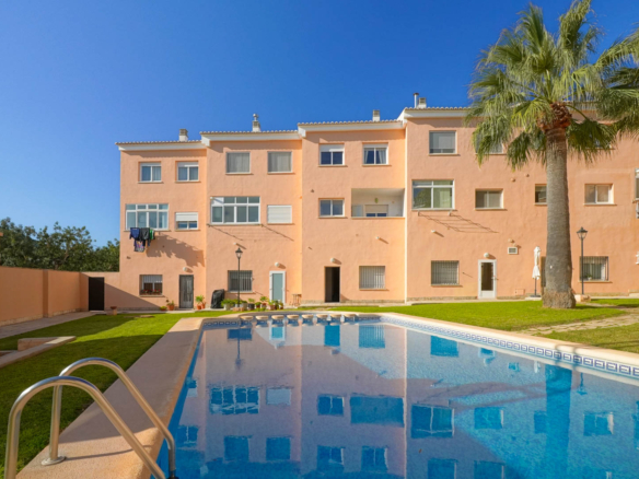 9008XAR Three-story semi-detached house for sale in La Xara.