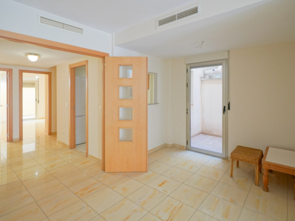 OFFC3XY8332TEU Apartment for sale in Teulada.