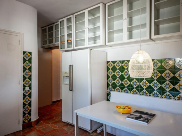 OFF4645MOR Spacious, traditional villa with sea view within walking distance of the center of Moraira