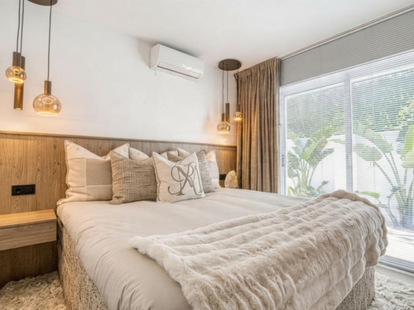 C3XY4646JAV Renovated villa with sea view for sale in Piver