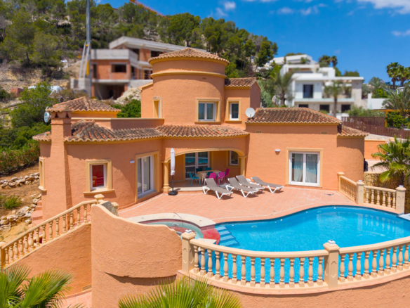 4650JAV Villa traditionnelle avec vue sur mer à vendre à Tosalet 5, Jávea