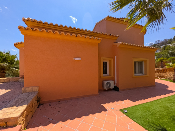 4650JAV Villa traditionnelle avec vue sur mer à vendre à Tosalet 5, Jávea