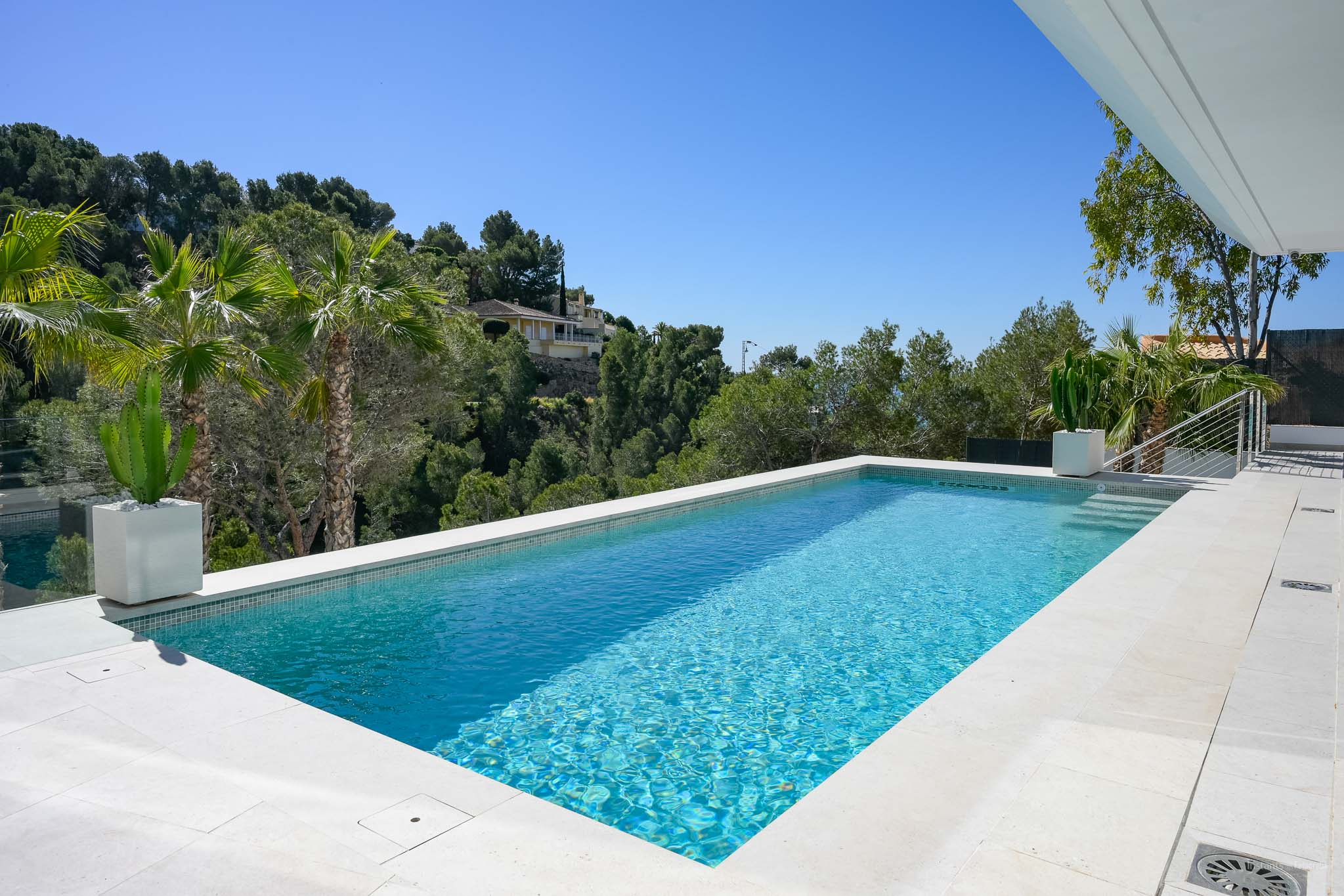 8334ALT Villa moderne avec vue sur mer à vendre à Altea.