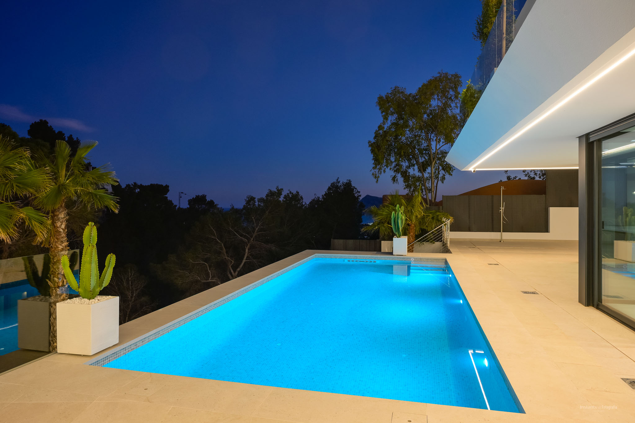 8334ALT Villa moderne avec vue sur mer à vendre à Altea.