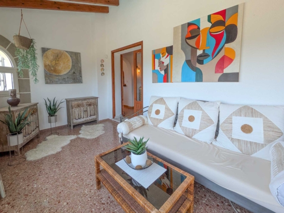C4XY8333DEN Villa mit Pool und Panoramablick aufs Meer in Denia zu verkaufen.
