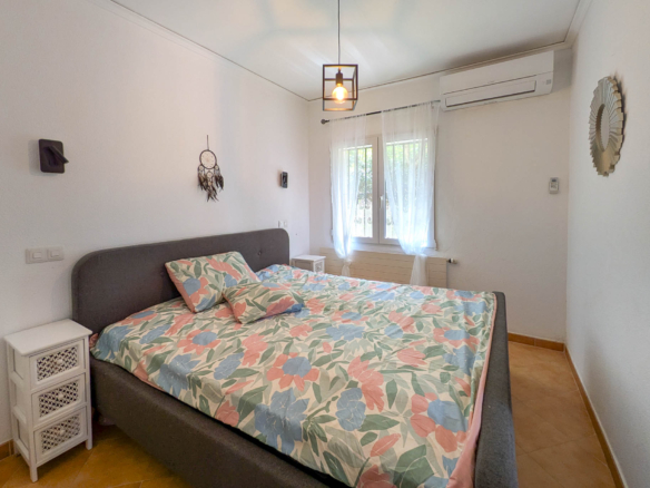 C4XY8333DEN Villa mit Pool und Panoramablick aufs Meer in Denia zu verkaufen.