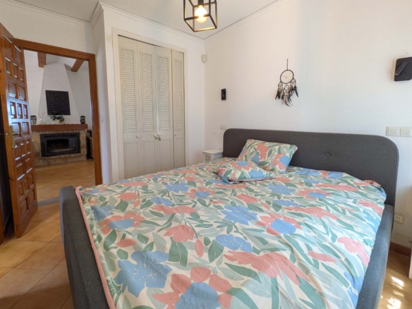 C4XY8333DEN Villa mit Pool und Panoramablick aufs Meer in Denia zu verkaufen.