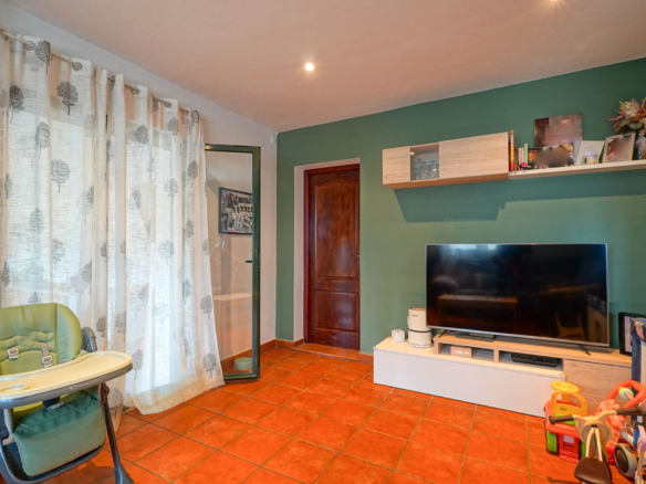 C4XY8336OND Villa à vendre à Ondara.