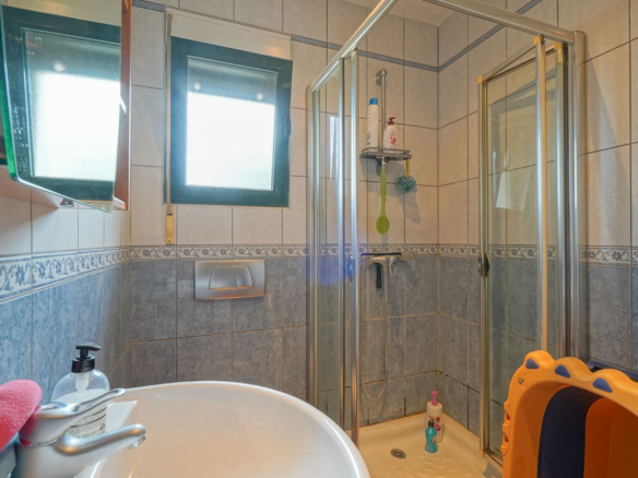 C4XY8336OND Villa à vendre à Ondara.